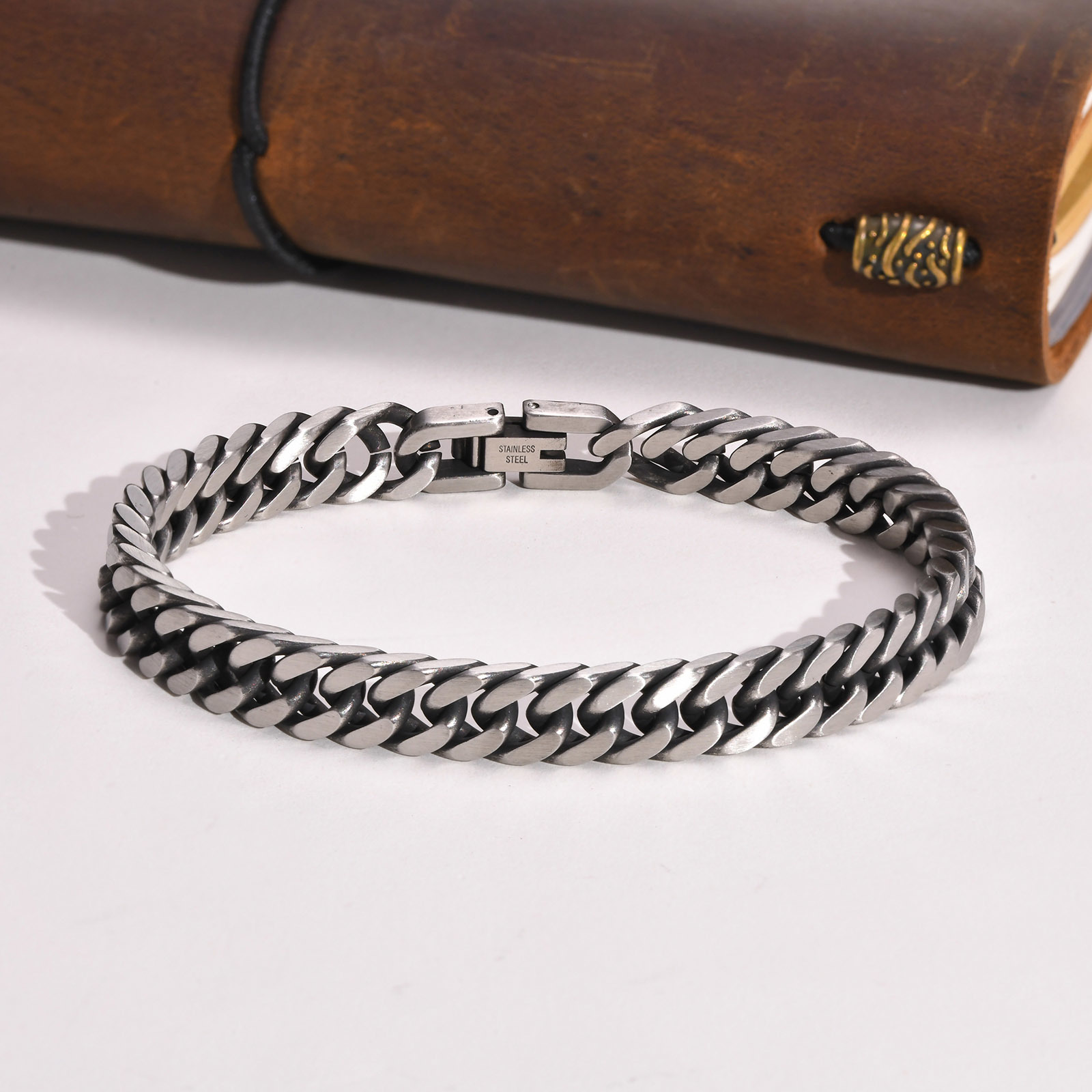 Vnox Chunky Retro Cuban Chain  - Ceramic Link Bracelet review and price